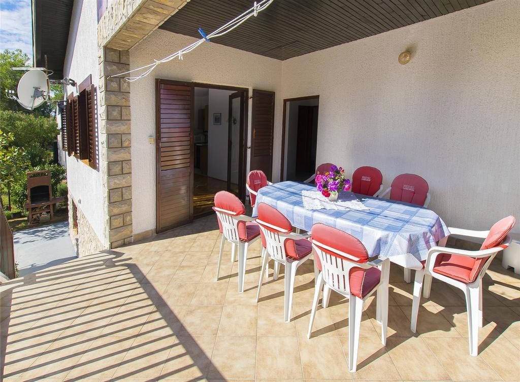 Apartment Danica Nin Kültér fotó